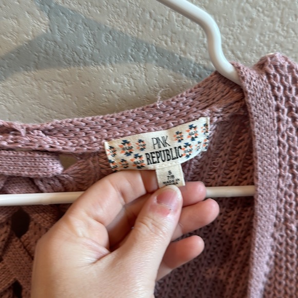 EUC Girls Nordstrom’s Pink Republic Brand Cardigan Cable Knit Sweater Size 7 8 - Picture 4 of 9